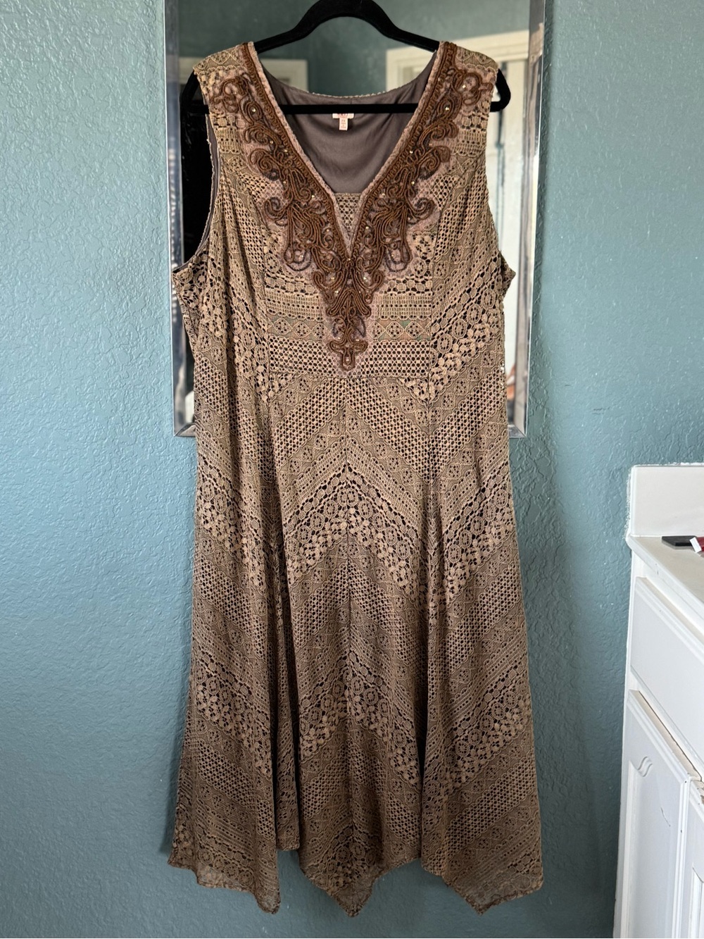 Reba Red Midi Crochet Lace Embroidered Dress Brown V-Neck Size 2X